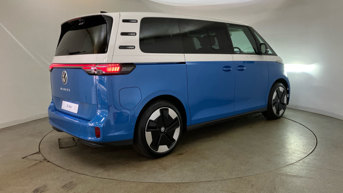 Volkswagen ID. Buzz 210kW Style Pro 79kWh 5dr Auto [Design+] Electric Estate - Image 37
